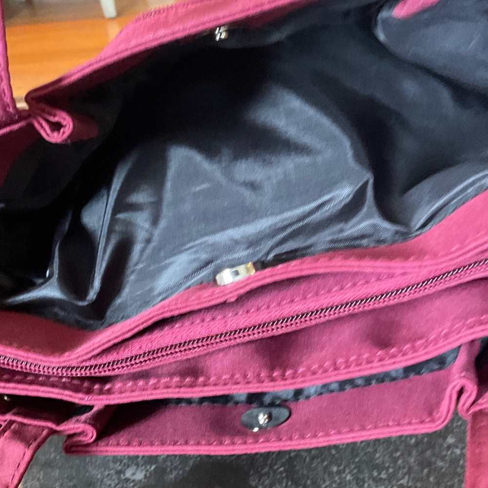 Women's Burgundy Shoulder Tote Bag - Picture 4 of 9